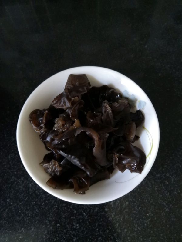 黄瓜黑木耳炒番茄鸡蛋