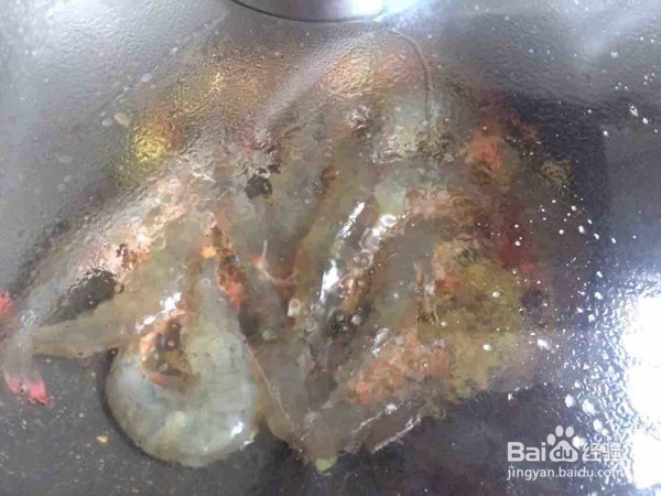 张灯结彩—油焖大虾的做法