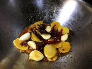 炆牛白腩的做法