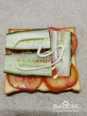 鸡蛋火腿三文治