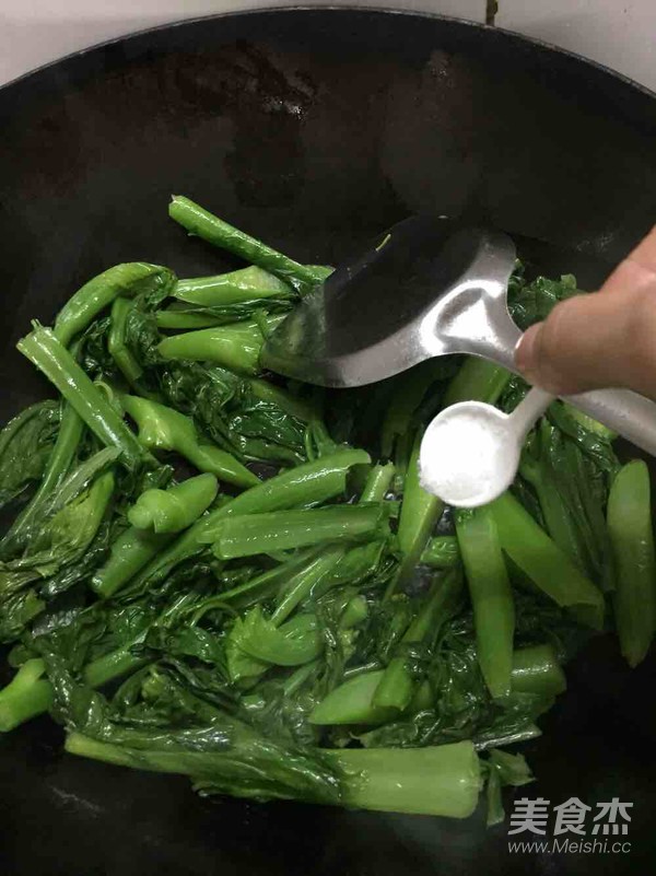 素炒芥菜心的做法