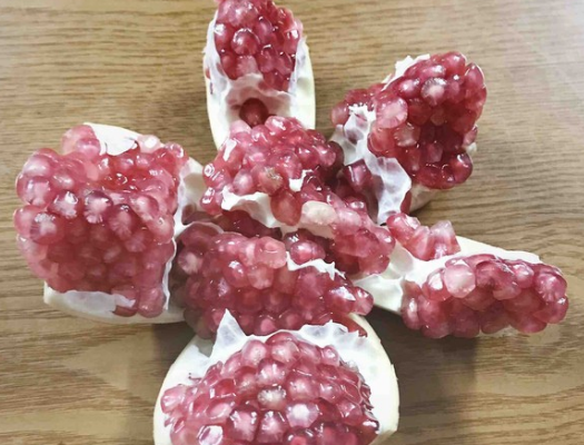 石榴的剥法