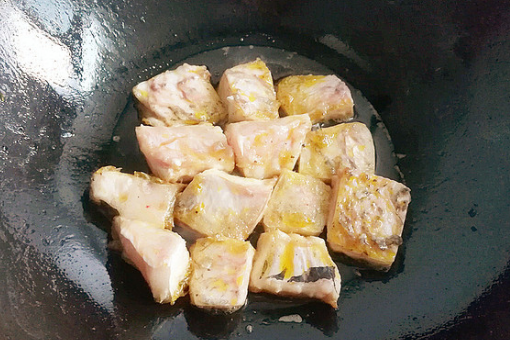 红烧鱼块的做法