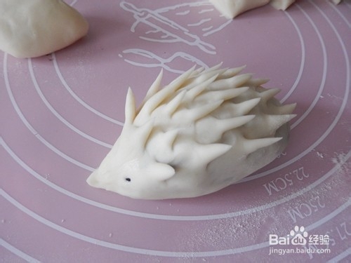 萌萌的包子：豆沙刺猬包