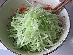 【我爱我的家】----西瓜皮鲜肉饺子