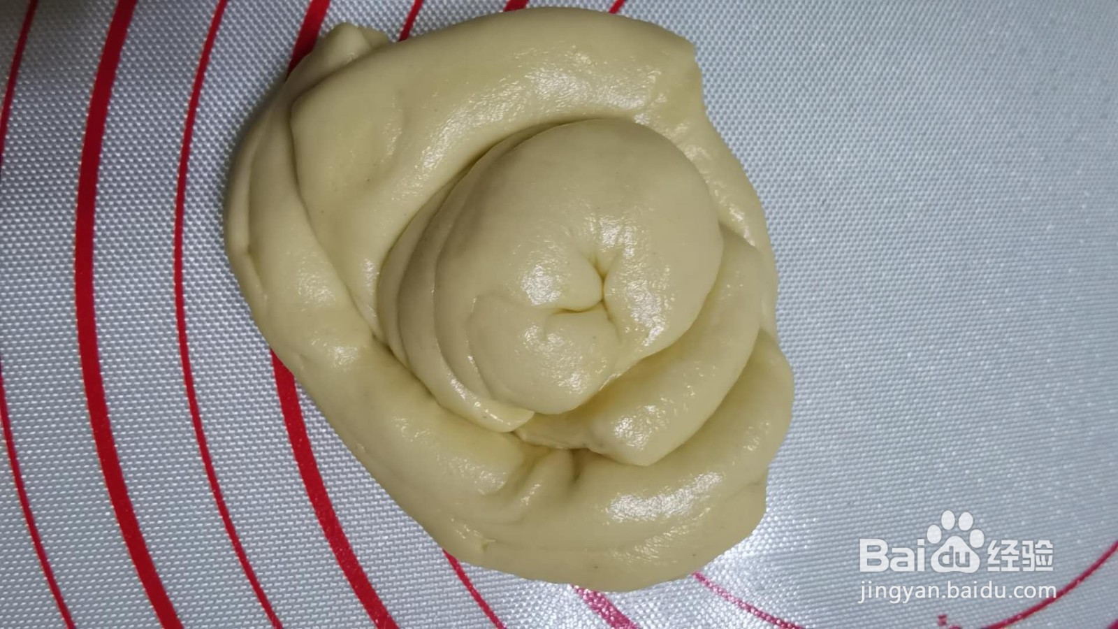 外面酥里面软的发面烧饼如何做？