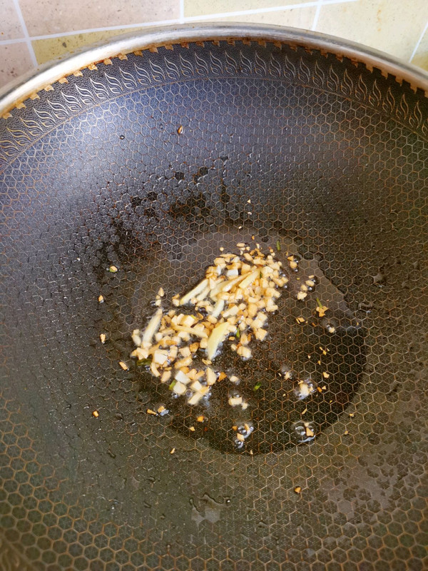 牛肉丸子萝卜汤