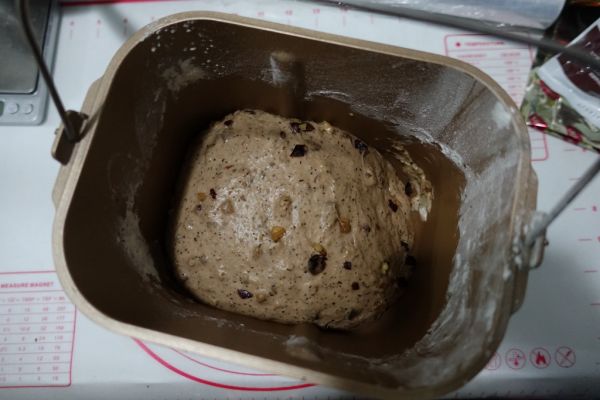 红茶核桃蔓越莓软欧