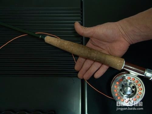 悬坠钓的操作动作