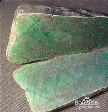 怎样区分翡翠原石种老