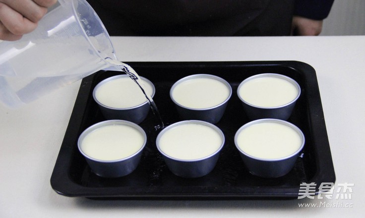 妙搭烘焙|食谱 | 简单又美味的焦糖布丁