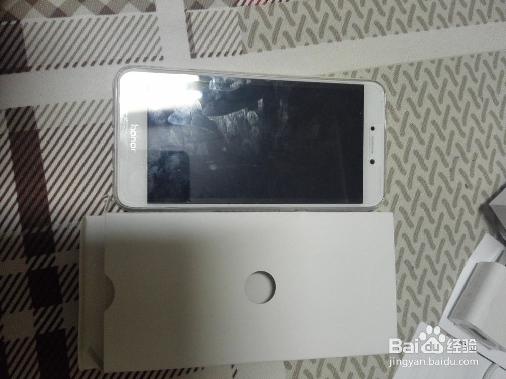 荣耀8青春版开箱及详细参数评测