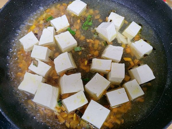 炝锅菠菜豆腐汤