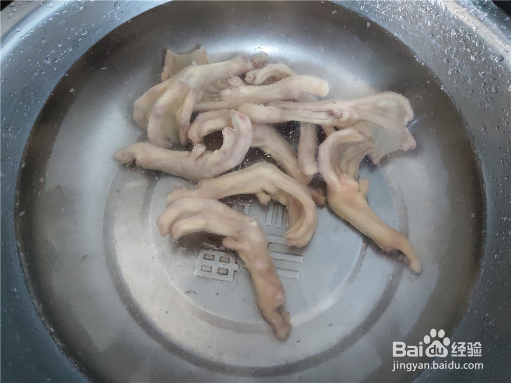 凉拌鸭掌的做法