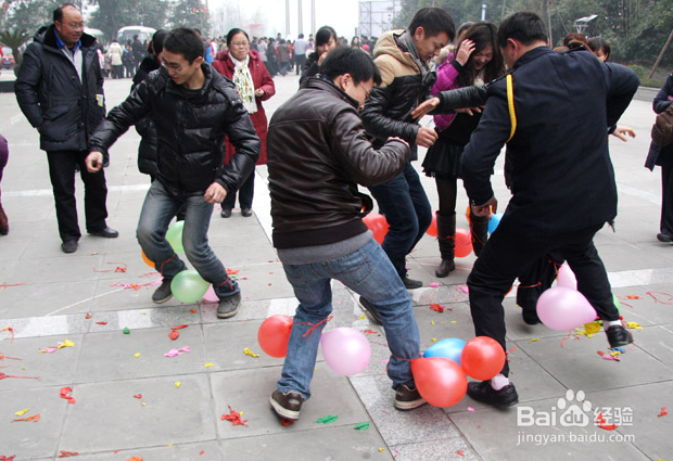 团队游戏【18】踩汽球