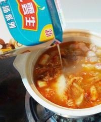 美食教学之泡菜肥牛锅!
