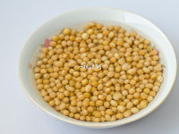 乐扣乐扣杯养生之秋享滋补汤品——黄豆猪蹄汤