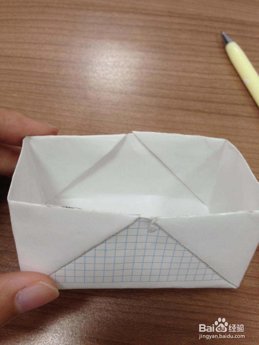 废纸制作简易桌面收纳、垃圾盒