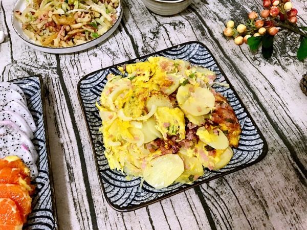 火腿鸡蛋煎土豆