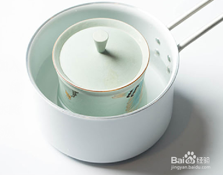 燕窝鲜炖之木瓜牛奶燕窝羹