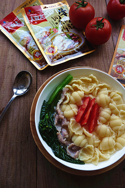 牛肉味清汤海螺面