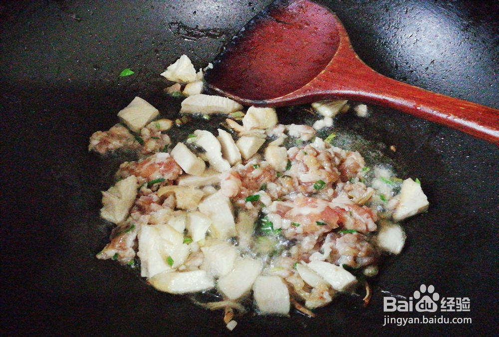 妈妈教我做的尖椒草菇鸡肉