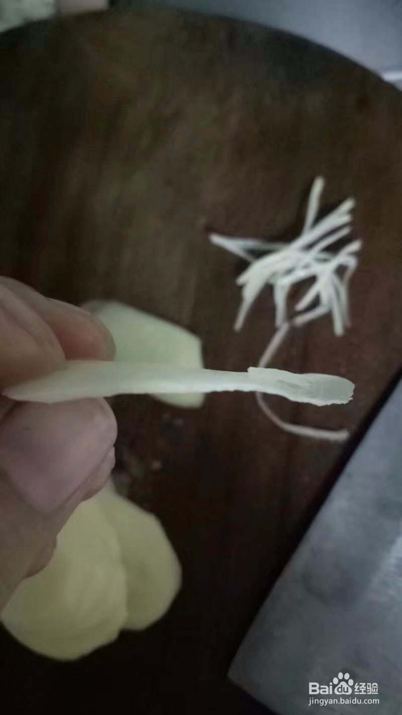 即营养丰富又便宜平凡的土豆丝鸡蛋饼