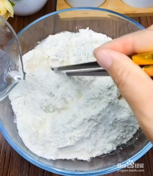 家常葱花油饼的做法