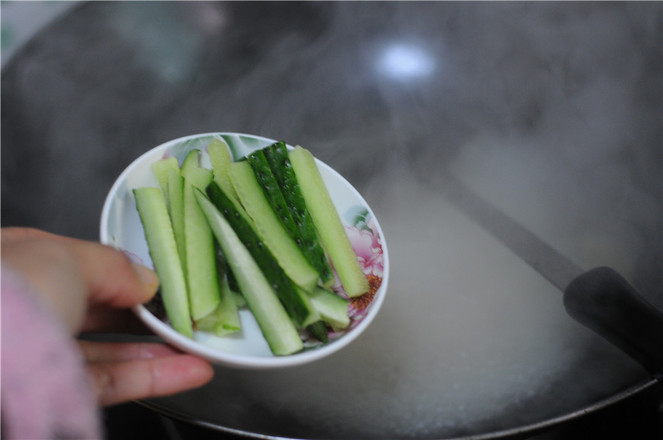 蔬菜沙拉炒年糕丘比沙拉汁