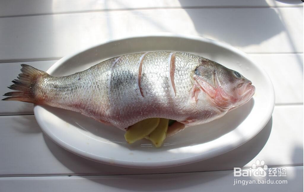如何做好清蒸鲈鱼