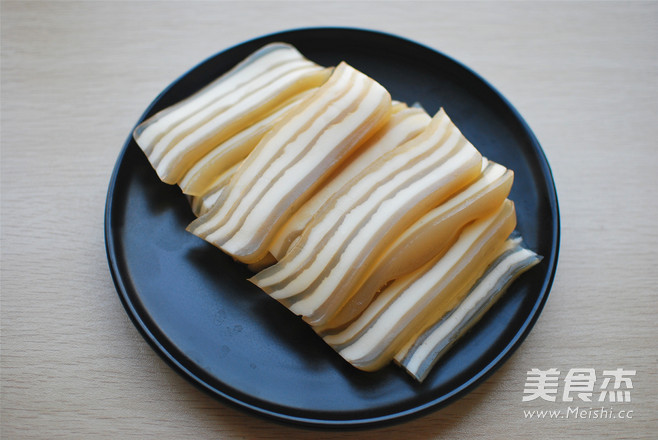 糖果型椰汁马蹄糕