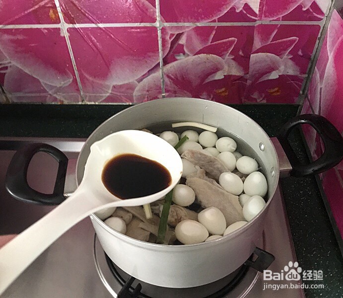 如何制作鹌鹑蛋卤鸭