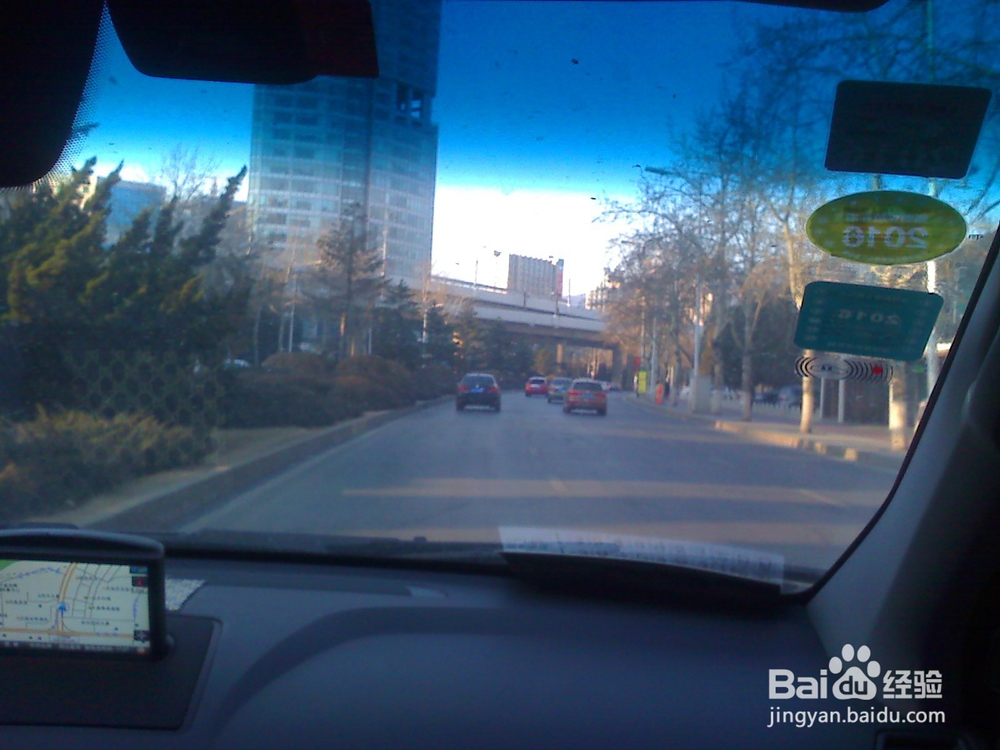 怎样告诉孩子安全的出行[实际见闻16]