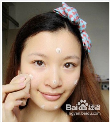 九步妆成气质淑女