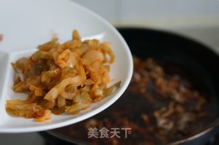 榨菜牛肉胡萝卜面
