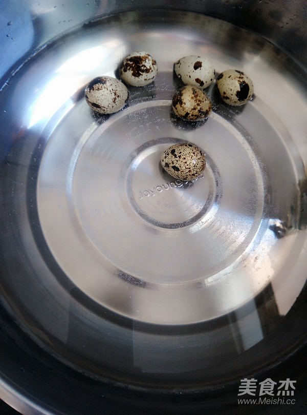 鹌鹑蛋腐竹糖水