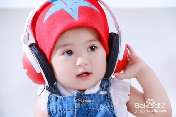 宝宝总哭怎么解决