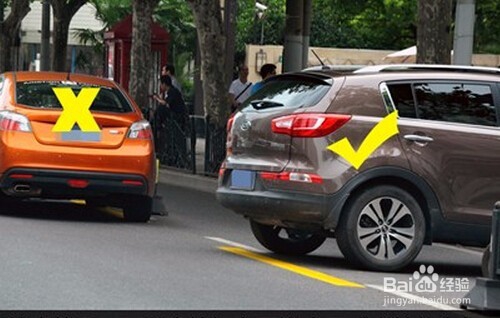 开车遇到加塞的车怎么办？