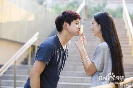 恋爱指南:如何判断出她是喜欢你, 还是你自做多情