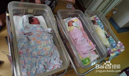 准妈妈扎堆剖宫产抢生“开学宝宝”真的好吗？