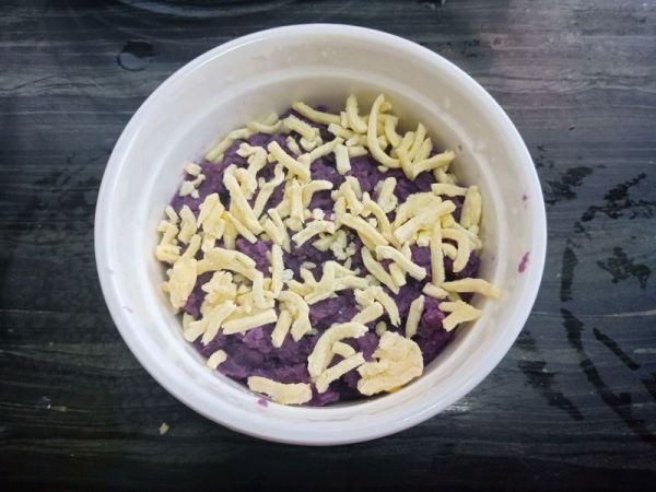 香甜美味，芝士焗紫薯