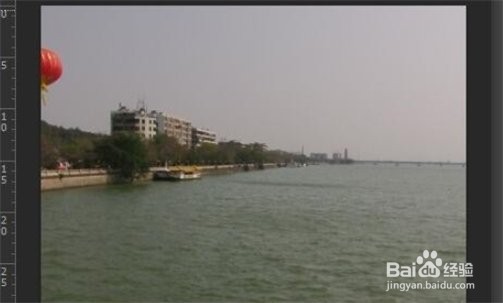 晚上拍的照片怎么调像白天的