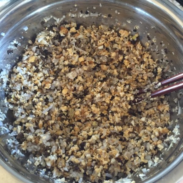 香菇鸡蛋木耳水饺