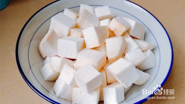 杏鲍菇炒鸡丁的家常做法