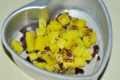 金艳果蜜豆慕斯蛋糕