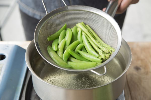 甜豆拌醋图片