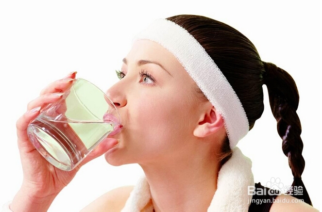 夏天怎么喝水更健康？