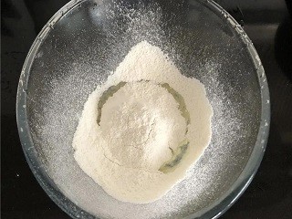 酸奶纸杯蛋糕怎么做