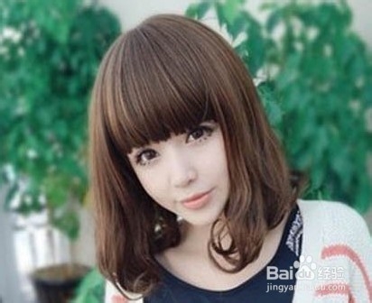 齐肩短发怎么弄好看