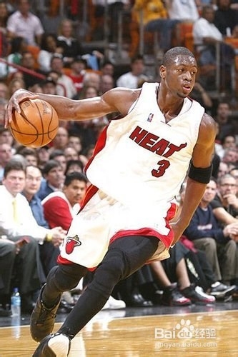 控球后卫怎样攻击篮框？